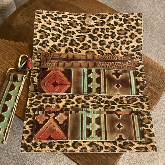 Merrick’s Custom Leather Handbags - Merrick’s Custom Leather HOH/Leather Standard Wallet NWOT